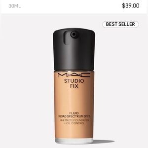 Mac Cosmetics Studio Fix Fluid NC30